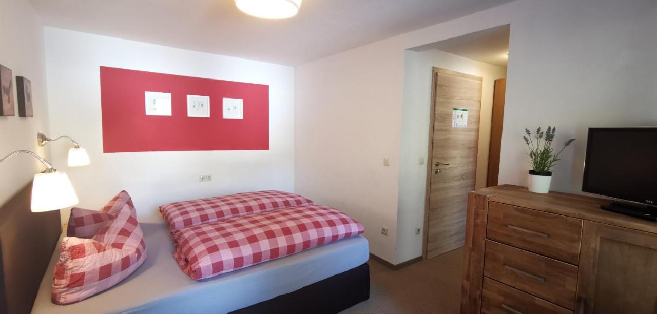 Gaestehaus Behabuehl Feldberg  Luaran gambar